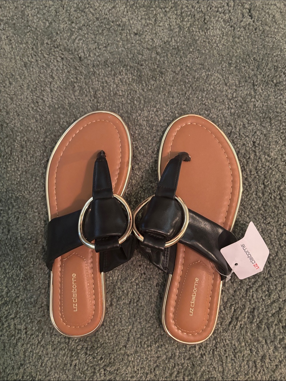 NWT Liz Claiborne Black Ring-Detail Women’s Sandals Size 6